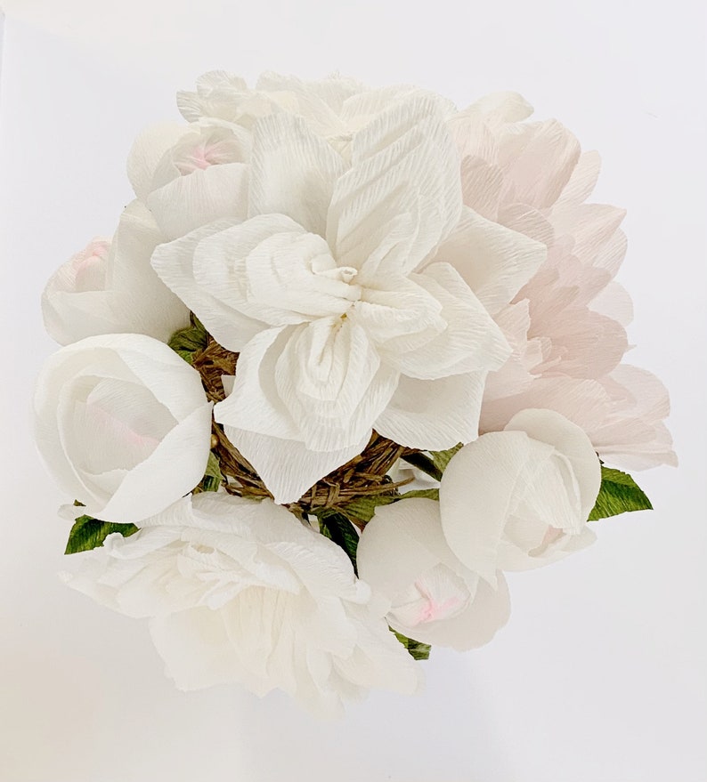 Pfingstrosen-Rosen-Brautstrauß aus Krepppapier, Boho-Stil, 25 Zoll, Rosa und Weiß