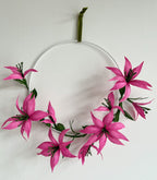 Krepppapier Blumenkranz Handgemachte Blumendekoration 32 cm