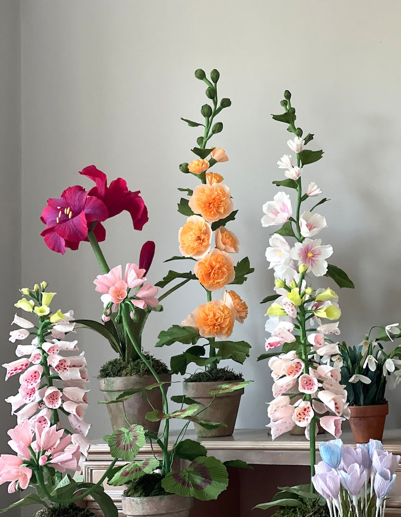 Papierblume Krepppapier Stockrose im Terrakottatopf 63 cm