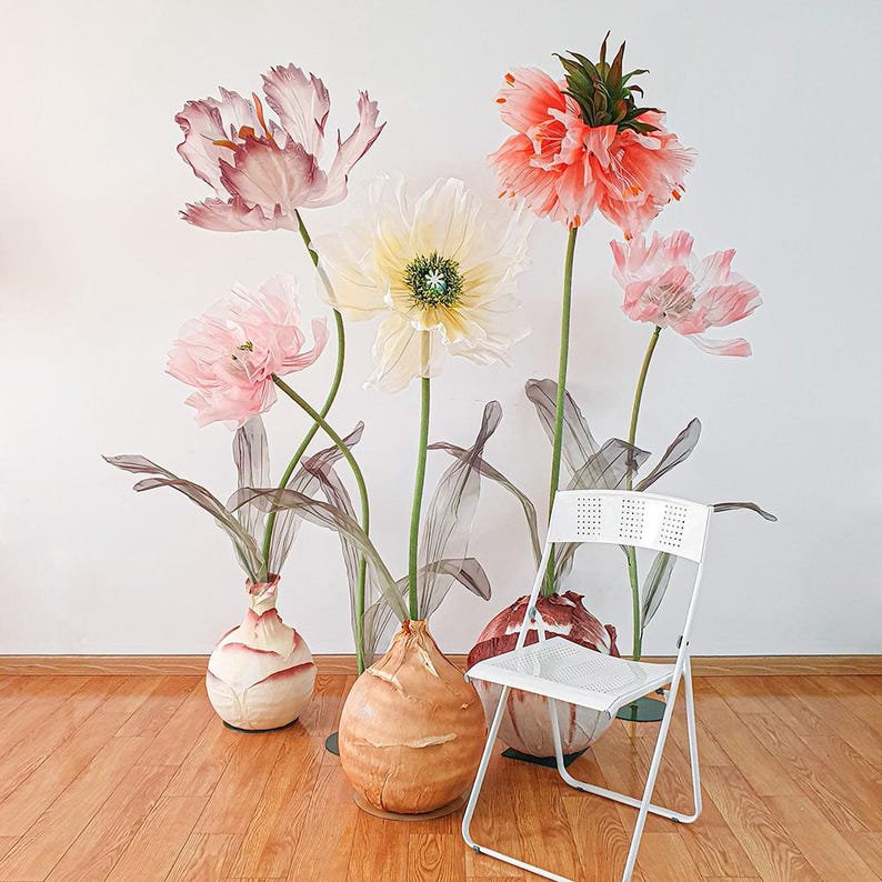 Riesige Organza Blumen als Dekoration für Events, Hochzeiten und Zuhause, 1,2-1,9m Höhe, in Rosa Weiß Orange