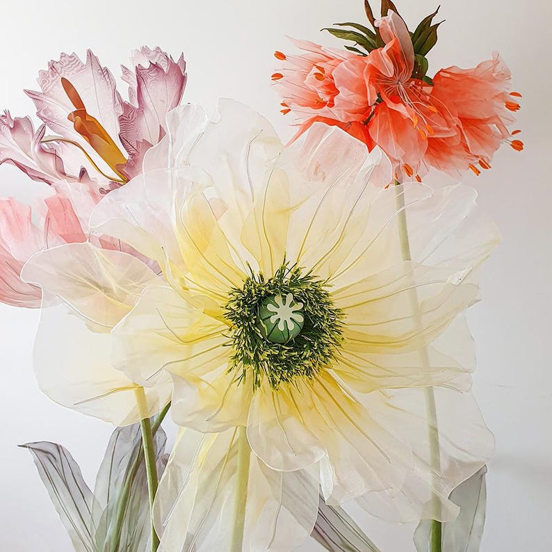 Riesige Organza Blumen als Dekoration für Events, Hochzeiten und Zuhause, 1,2-1,9m Höhe, in Rosa Weiß Orange