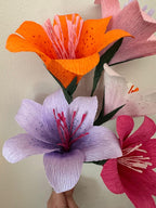 Krepppapier Lilie | Handgefertigte botanische Blume, Ewiger Blumenstrauß, Hochzeits-Geschenk