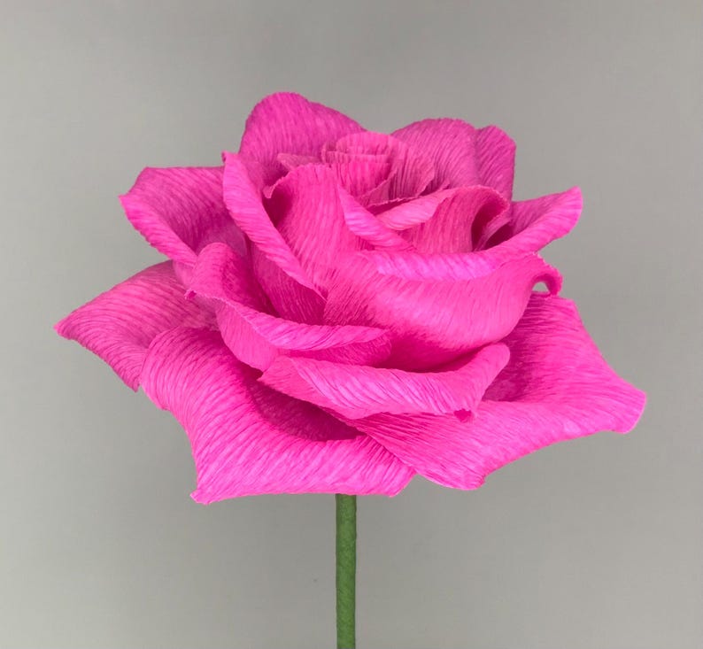 Krepppapier Rose Handgefertigt, 12 Zoll Stiel, 6 Zoll Blüte