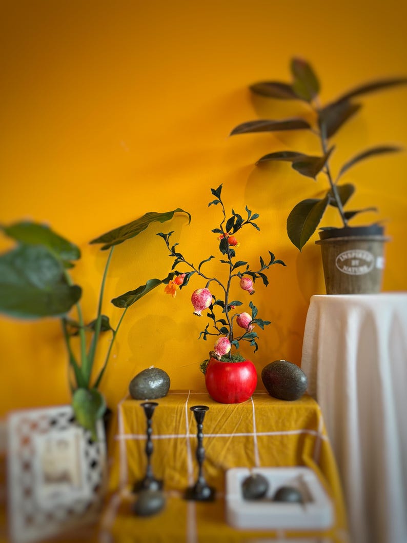 Granatapfelbaum aus Krepppapier mit Topf, Botanische Dekoration, 50 cm, Handgefertigt