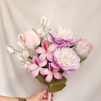 Handgemachter Papierblumenstrauß, zartrosa Brautstrauß, Krepppapier Hochzeitsgeschenk