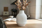 Moderne gerippte Vase Weiß – 3D-Druck Blumenvase für Trockenblumen und frische Blumen