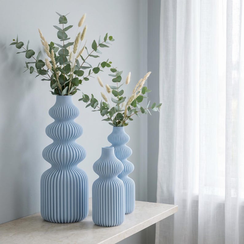 Rippenvasen-Skulptur in 5 Größen | Schlanke Nordic Vase für Trockenblumen | 3D-Druck, Matter Look