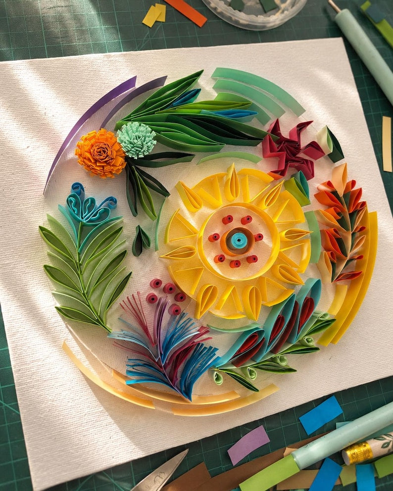 Wanddekoration aus Papierquilling, Botanischer Schattenkasten, Moderne Florale Kunst