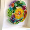 Wanddekoration aus Papierquilling, Botanischer Schattenkasten, Moderne Florale Kunst